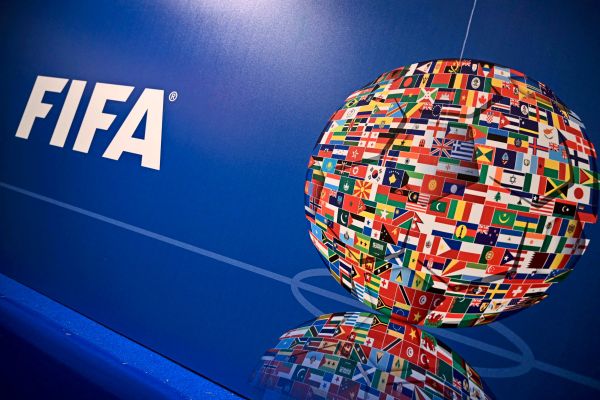 Fifa-droht-Sammelklage-Schadenersatz-f-r-Spieler-