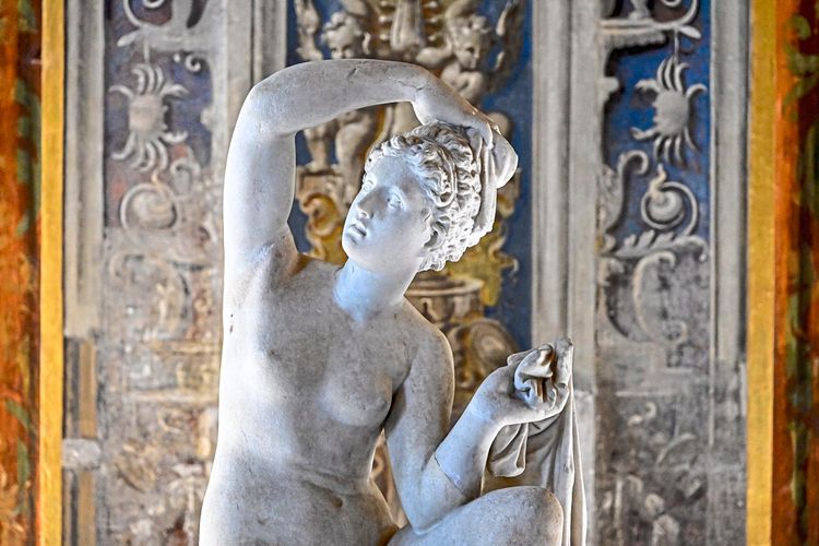 Eine Aphrodite-Statue von Raphael
