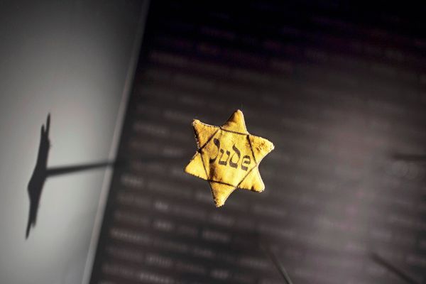 Streit-um-Judenstern-Beitrag-Polen-bestellt-Israels-Botschafter-ein