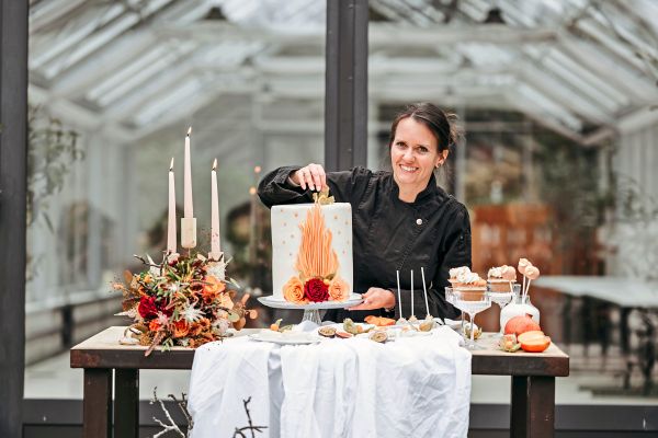 Hochzeitstorten-Spezialistin-Die-einen-wollen-Sachertorte-die-anderen-Guglhupf