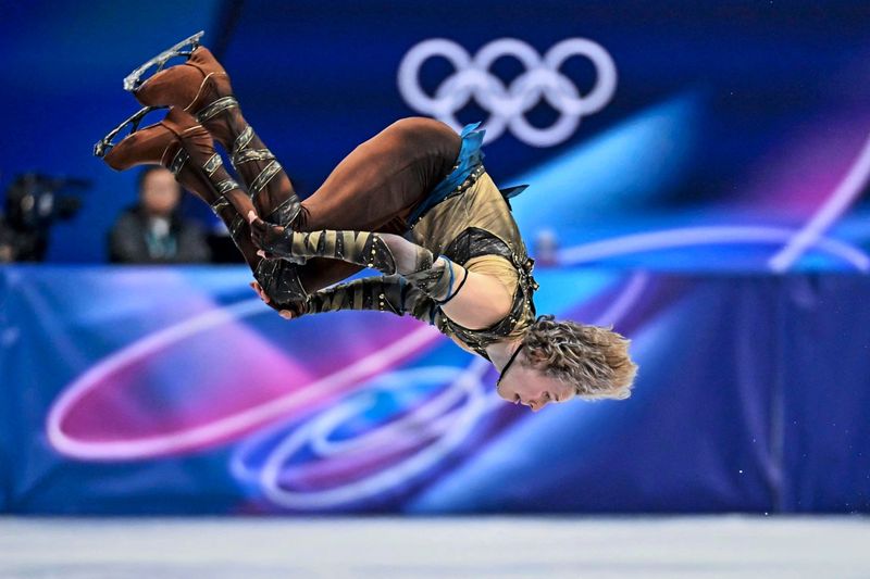 Rückwärtssalto im Eiskunstlauf: Jahrzehntelang verboten und bestraft, heute gefeiert