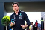 Wolff über Verstappen-Gerüchte: "Wäre falsch, etwas zu ändern" Der Niederländer könnte sich zum Saisonende ein neues Team suchen. Manager Vermeulen: "Max wurde nicht geboren, um im Mittelfeld zu fahren"