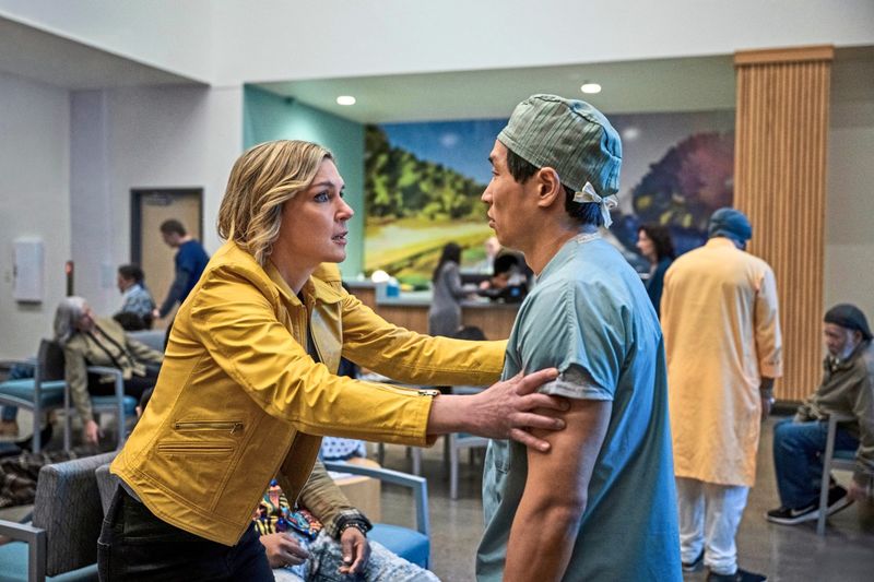 In "Pluribus" sind fast alle glücklich, und das ist nicht auszuhalten