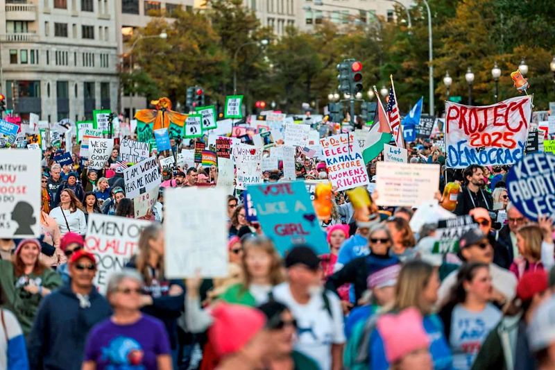 Demo in den USA für Abtreibungsrechte, Trump sieht sich als "Vater der Befruchtung"