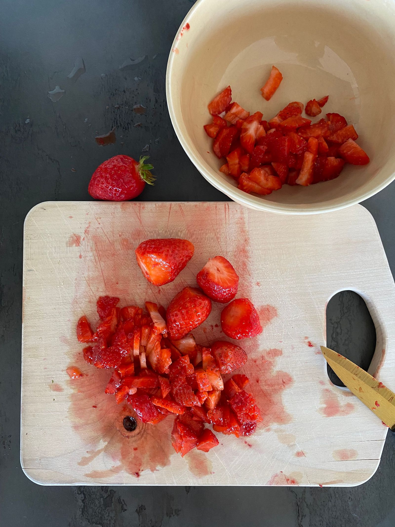 Rezept für virale Erdbeer-Joghurt-Haufen - Desserts & Süßspeisen ... Rezept für virale Erdbeer-Joghurt-Haufen - Desserts & Süßspeisen ...