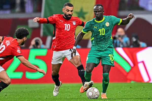 Sadio-Man-schie-t-den-Senegal-gegen-gypten-ins-Finale-des-Afrika-Cups