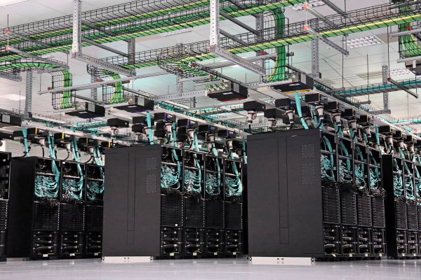 Staatspreis-Innovation-f-r-KI-Produktion-von-Hightech-Kabeln