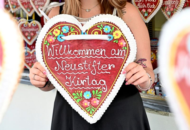 Wie viel Politpräsenz braucht es beim Neustifter Kirtag?