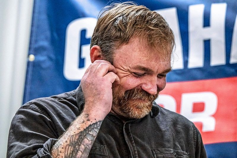 Graham Platner, Kriegsveteran und Austernzüchter, 