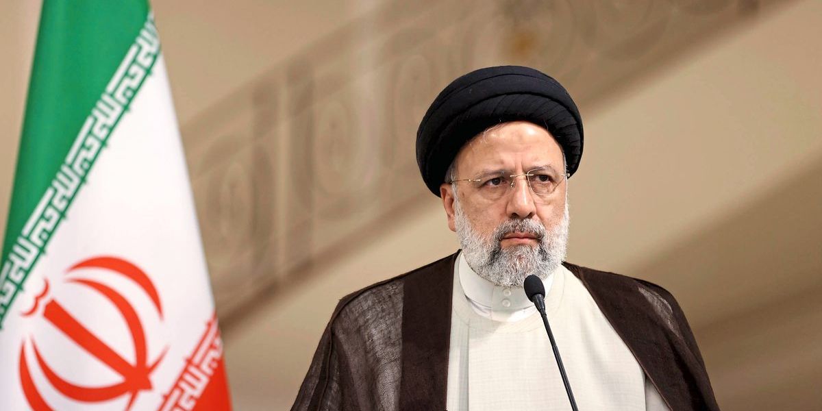 Irans Parlament und Justiz überprüfen bestehendes Kopftuchgesetz