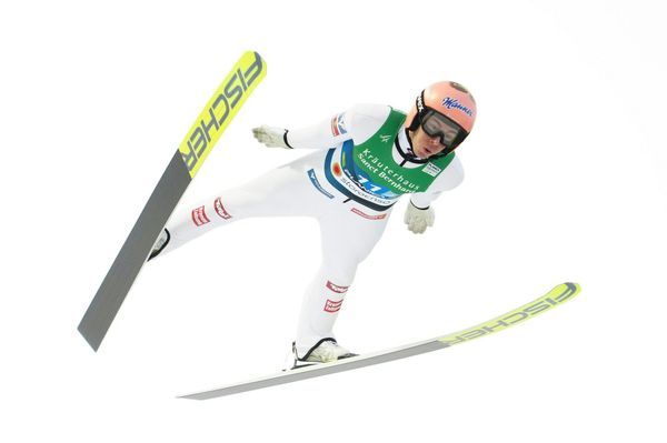 Bronze-f-r-SV-Adler-im-Teamspringen-Titelk-mpfe-ohne-SV-Gold