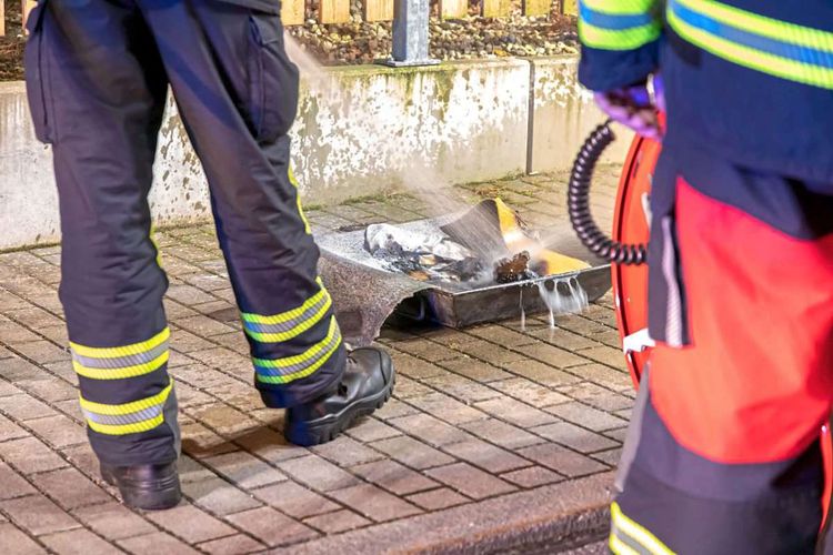 wo schmeißt man vapes weg Wie man Einweg-Vapes richtig entsorgt und recycelt main image 0