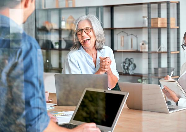 Berufsbegleitend-studieren-trotz-gut-bezahltem-Vollzeitjob-