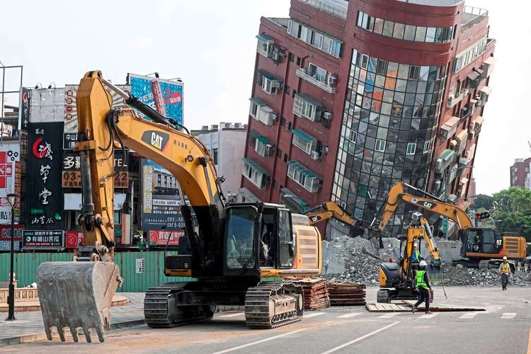 Beschädigtes Gebäude nach Erdbeben in Taiwan