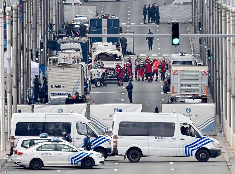 Einsatzkräfte nach dem Anschlag in Brüssel.