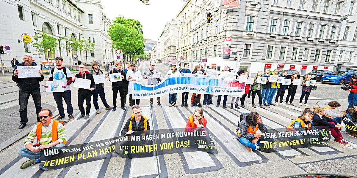 Letzte Generation Kündigt Für Montag Proteste Am Schwedenplatz An ...