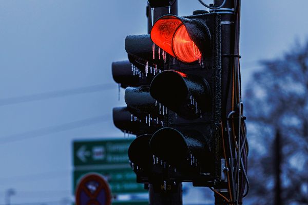 R-cksichtsloser-Fahrer-Anzeigen-oder-ignorieren-