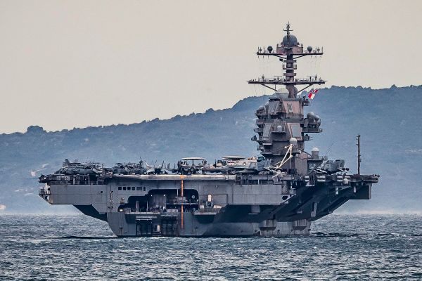 US-Regierung-spricht-von-Kriegsende-Medien-melden-Luftabwehrger-usche-in-Teheran