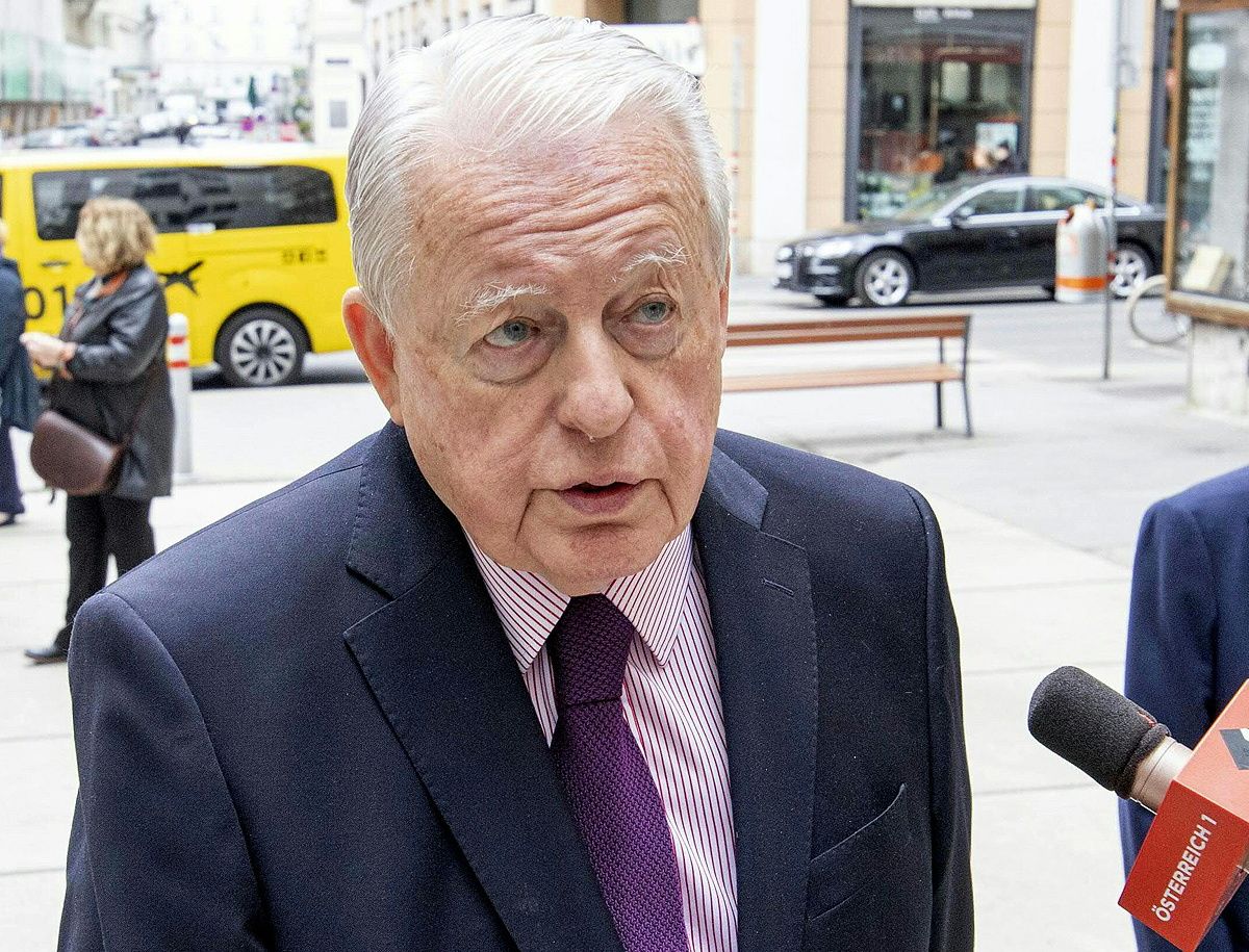 Totgesagte und Tote Franz Vranitzky, Wolfgang Fellner und Kaiser Karl