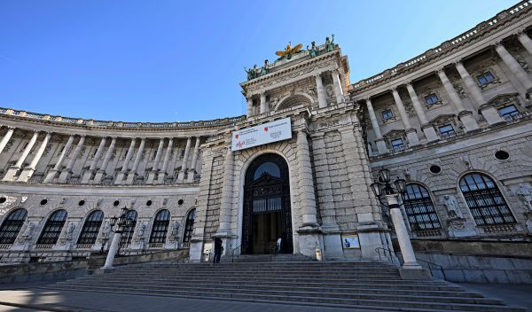 23-Bewerbungen-f-r-Rachinger-Nachfolge-in-der-Nationalbibliothek