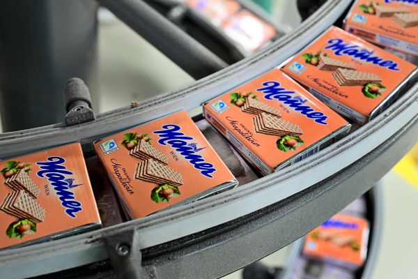 Droht-das-Ende-ikonischer-Verpackungen-Knabbernossi-und-Manner-unter-Druck