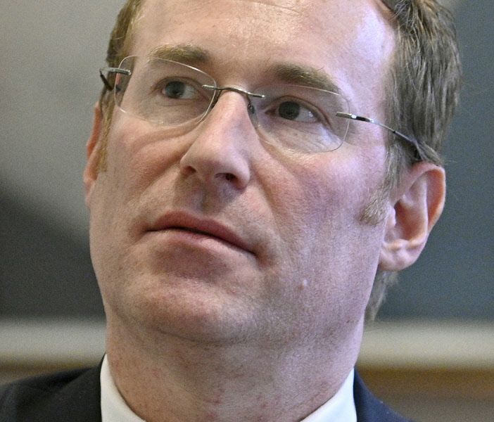 KurzIntimus Fleischmann schrieb Buch über Message Control ÖVP