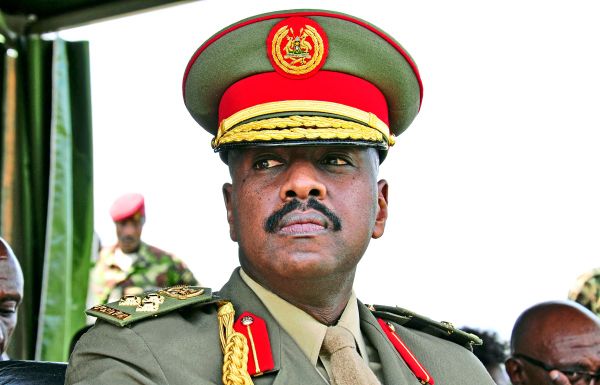 Ugandas-Armeechef-mit-pr-sidialen-Ambitionen-macht-auf-X-sogar-Trump-Konkurrenz