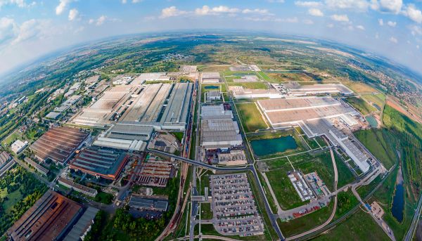Die-Autoindustrie-als-brisanter-Wirtschaftsmotor