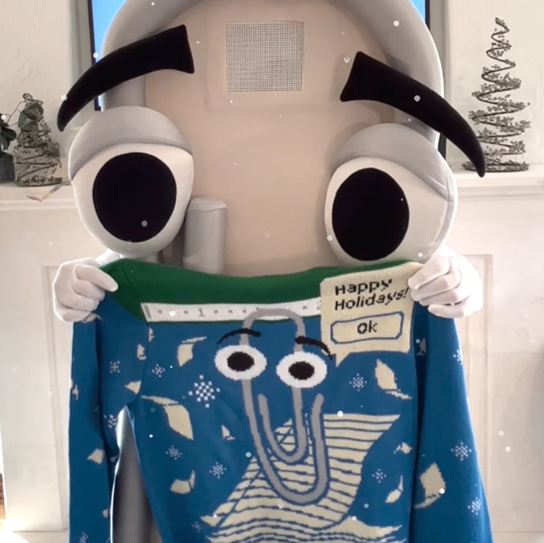 Hässlicher Weihnachtspulli von Microsoft: Karl Klammer feiert Comeback ...