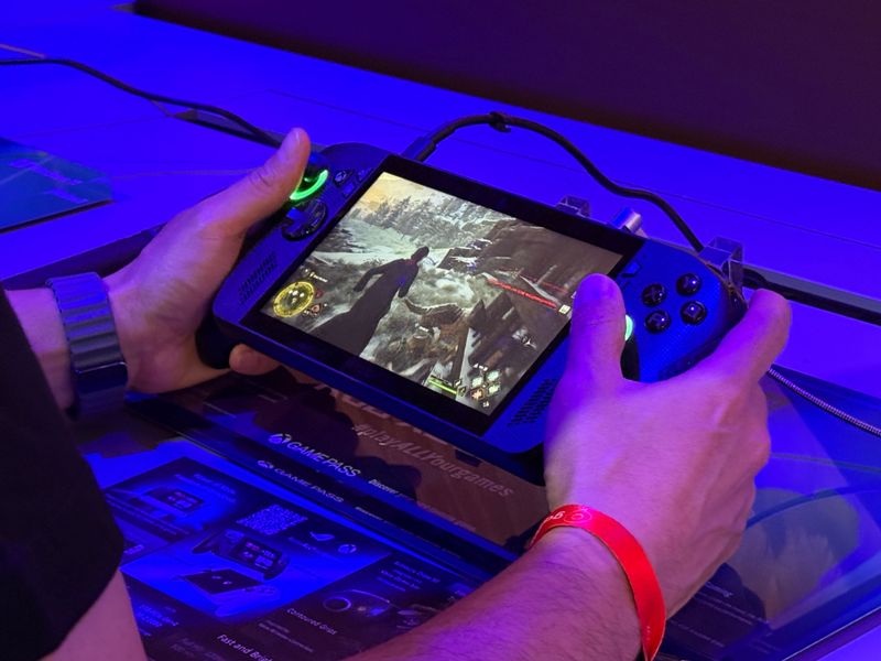 Kampfansage ans Steamdeck: ROG Xbox Ally im ersten Hands-on