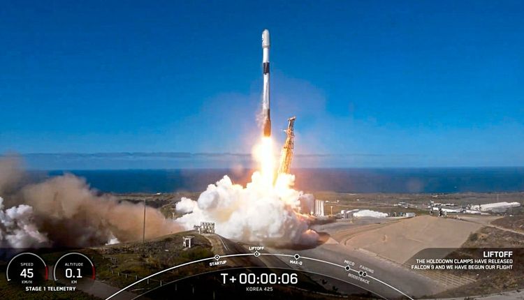 Falcon-9-Raketenstart in Kalifornien