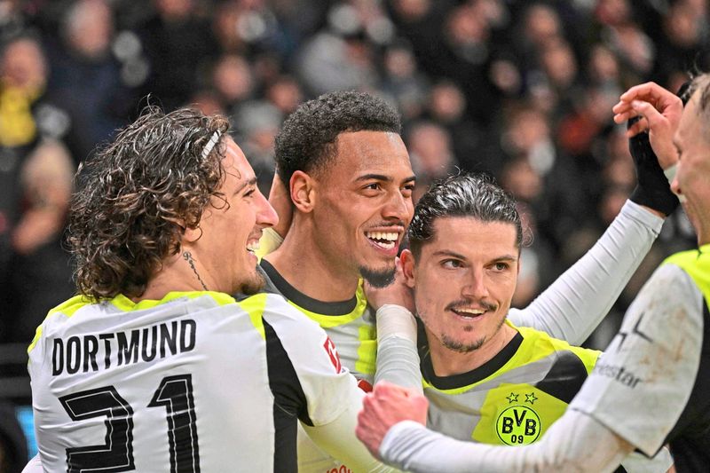 Deutsche Liga eröffnet 2026 mit packendem 3:3 zwischen Frankfurt und Dortmund