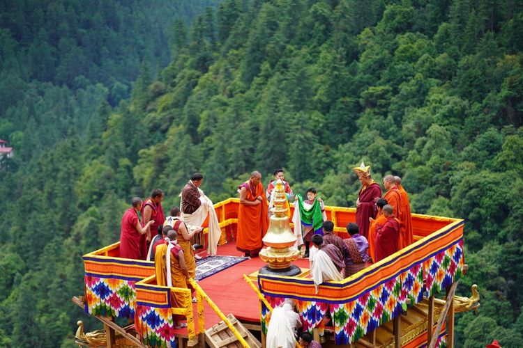 Eine Zeremonie im Königreich Bhutan