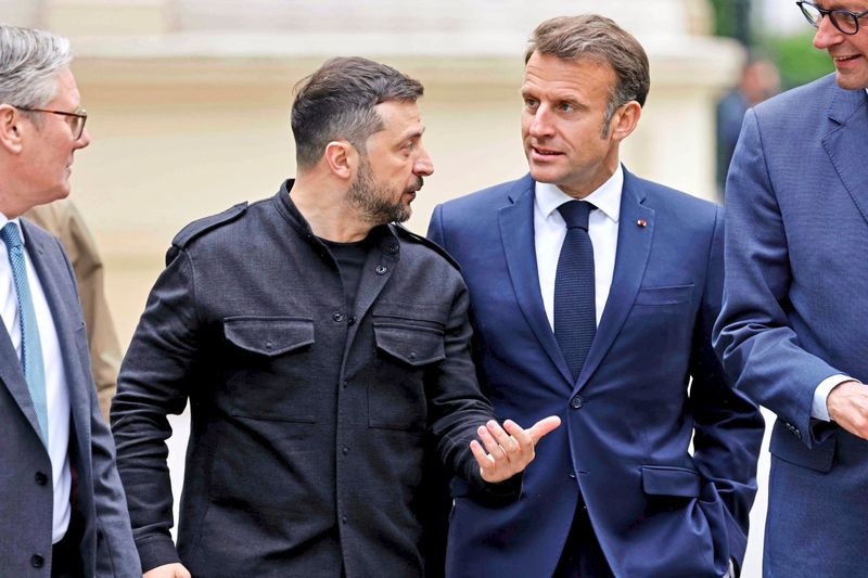 Ukrainischer Präsident Selenskyj trifft heute Starmer, Macron und Merz