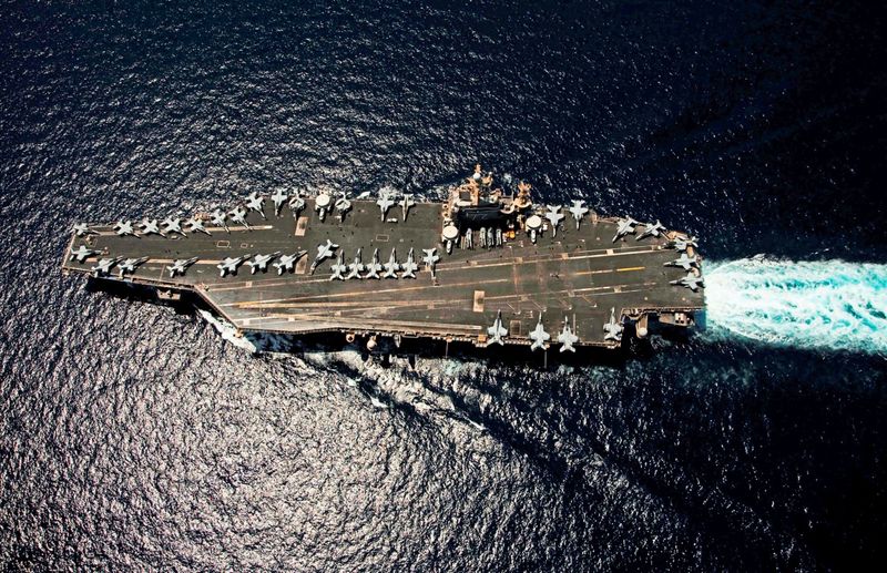 USA schießen iranische Drohne nahe Flugzeugträger im Arabischen Meer ab