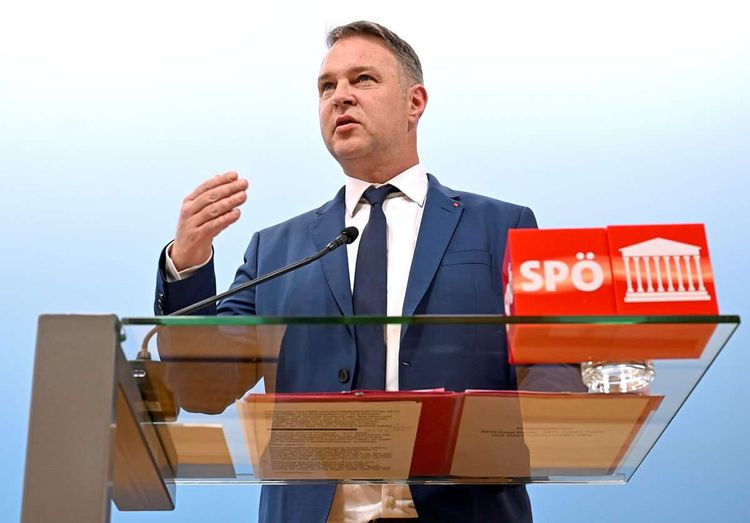 Andreas Babler am SPÖ-Rednerpult