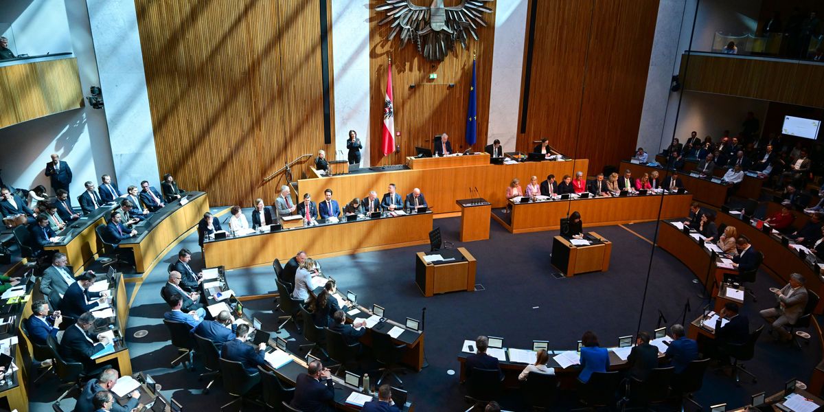 Weniger Geld für Integration und Entwicklungshilfe: In der Verwaltung wird gespart