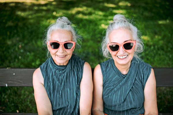 Eineiige-Zwillinge-Wie-hnlich-seid-ihr-euch-in-Werten-und-Charakter-