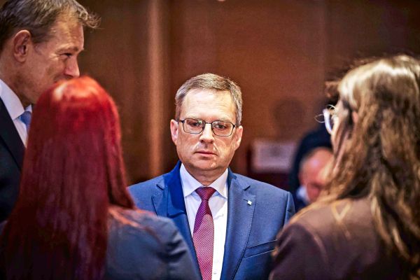 Die-vielen-Einfallstore-f-r-Postenkorruption-und-wie-man-sie-schlie-en-kann