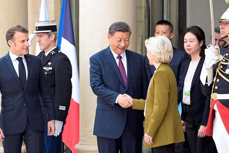 Xi begrüßt Ursula Von der Leyen