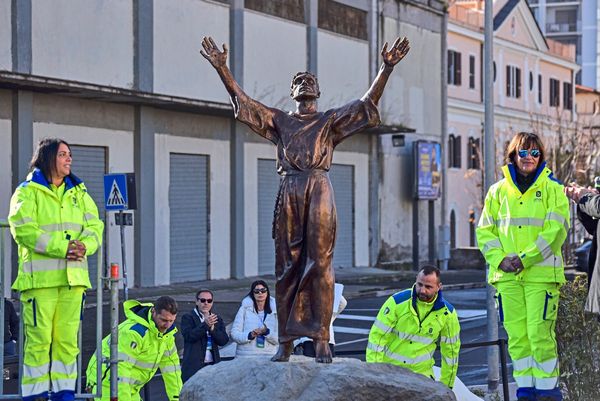 Italiens-ber-hmtester-Heiliger-Jahr-des-heiligen-Franz-von-Assisi-hat-begonnen