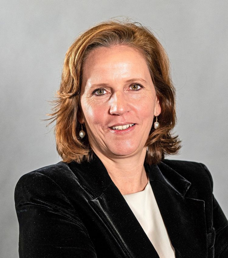 Porträtfoto von Sylvia Vana, Abteilungsleiterin im Wirtschaftsministerium