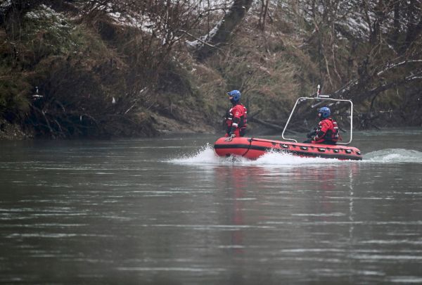 Drei-Migranten-in-der-Sava-an-der-kroatisch-bosnischen-Grenze-ertrunken