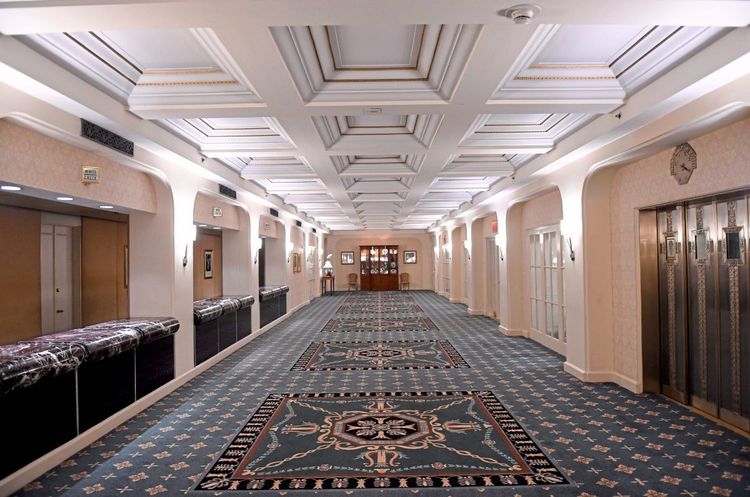 Präsidenten, Stars und Salat: Das New Yorker Waldorf Astoria wird 90 ... Präsidenten, Stars und Salat: Das New Yorker Waldorf Astoria wird 90 ...