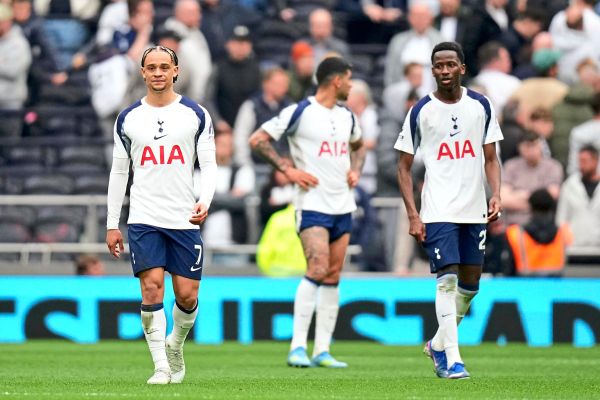 Tottenham-Krise-durch-0-3-Pleite-im-Abstiegskampf-versch-rft