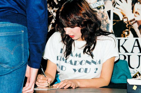 Popikone-und-Pionierin-Arte-zeigt-Doku-ber-Kate-Bush