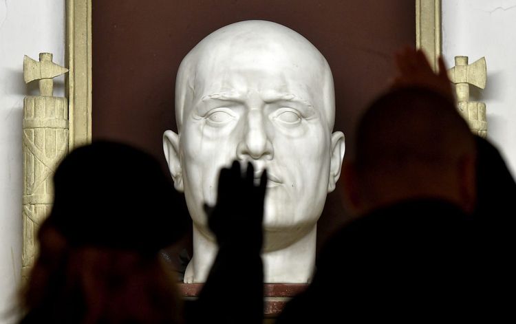 Von Mussolini bis Franco: Wie Staaten ihre Dämonen ...