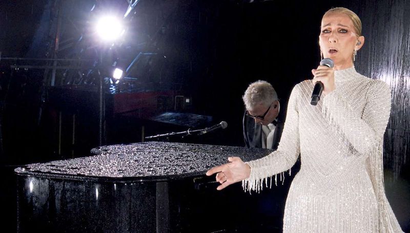 Céline Dion veröffentlicht gefeierte "Hymne à l'amour"