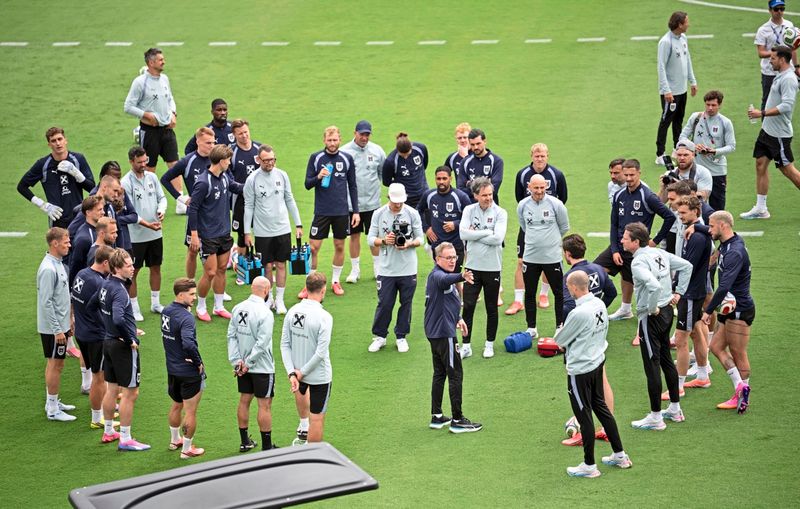 Erstes ÖFB-Training in Santa Barbara vor 3.000 Schaulustigen