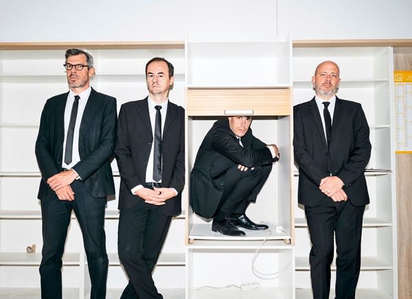 Meister-des-Argwohns-Kreisky-mit-neuem-Album-auf-Jubil-umstour